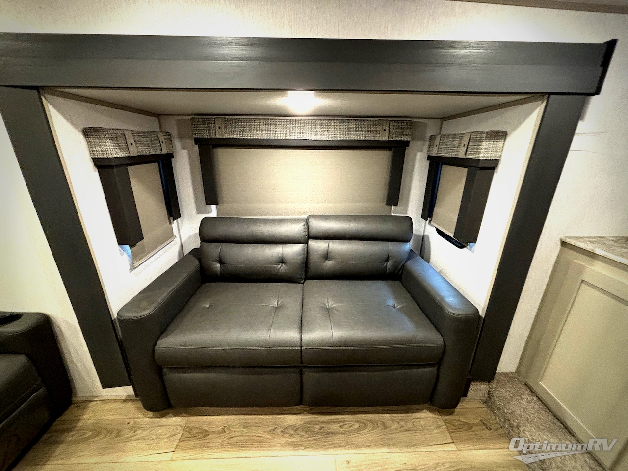 2023 Forest River Salem Hemisphere 378FL Photo 11