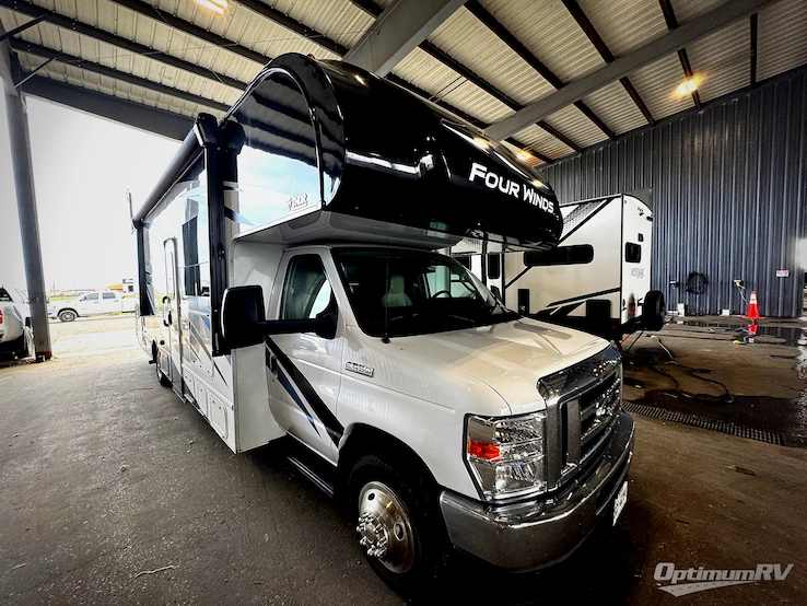 2022 Thor Four Winds 31W RV Photo 1