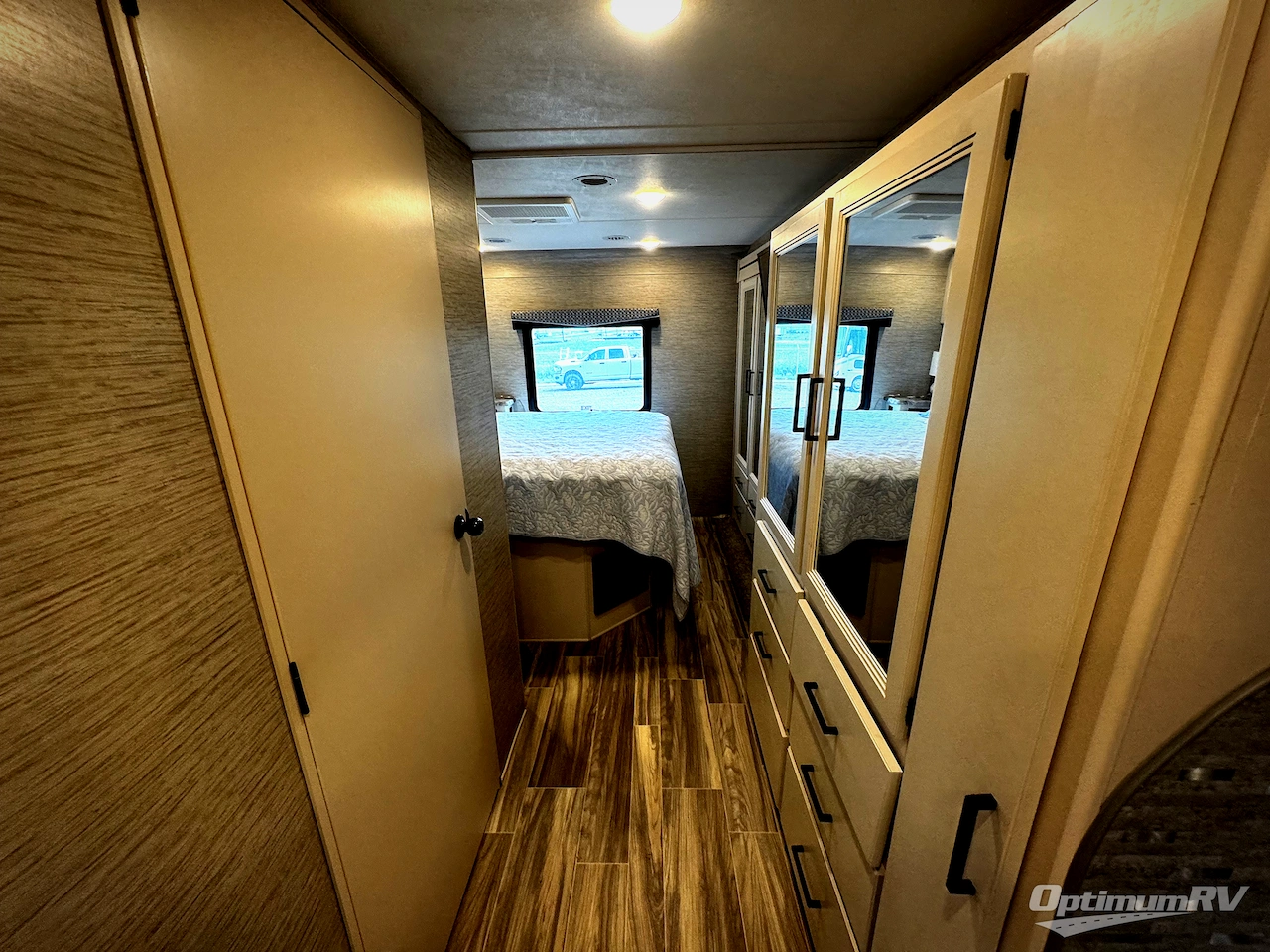 2022 Thor Four Winds 31W Photo 19