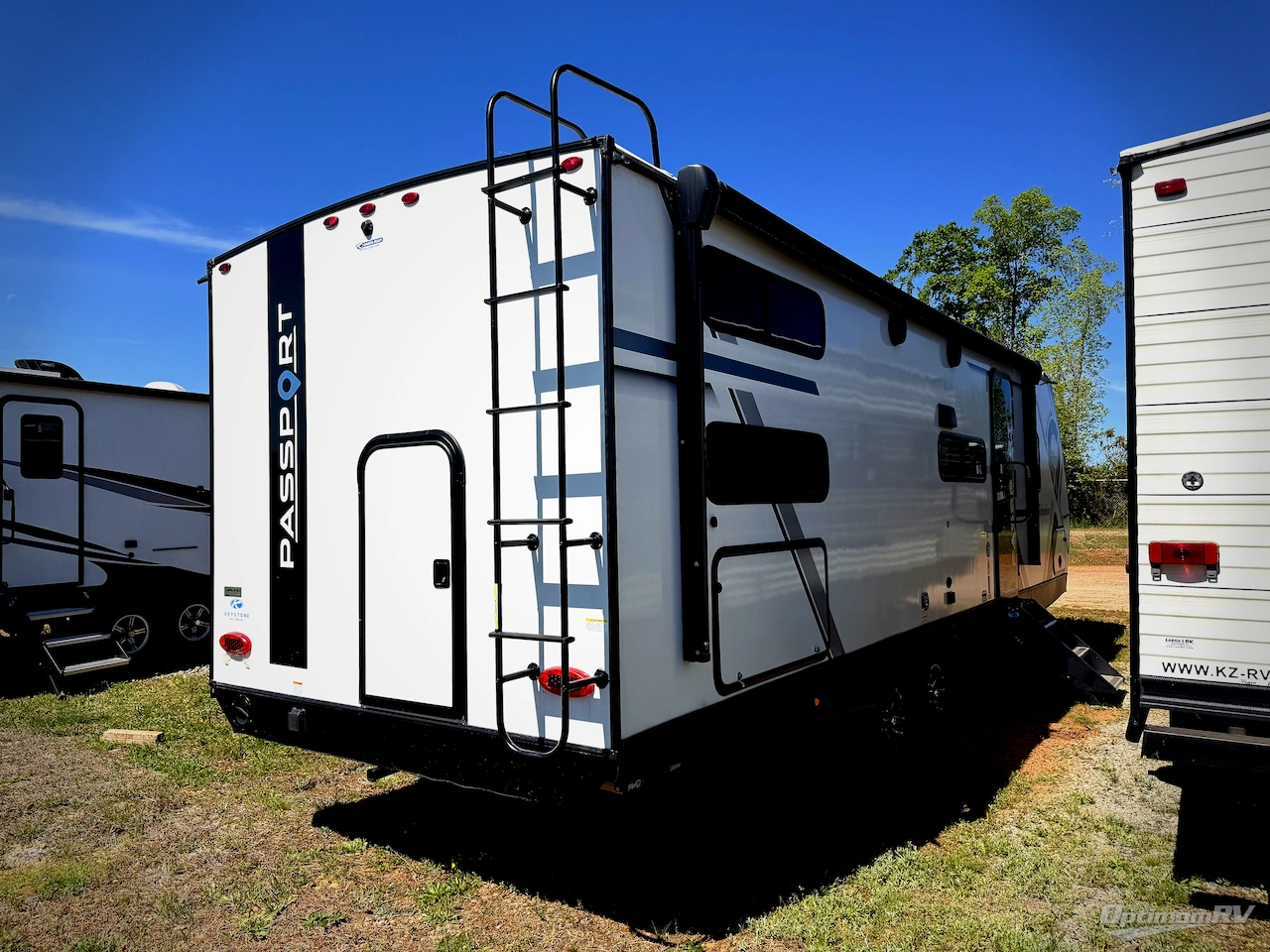 2024 Keystone Passport SL 268BH Photo 2