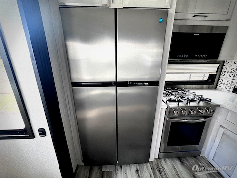 2022 KZ Durango Gold G391RKF RV Photo 2