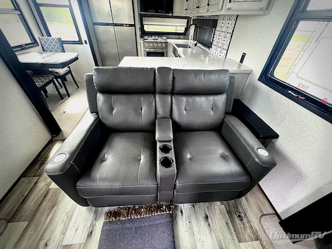 2022 KZ Durango Gold G391RKF RV Photo 3