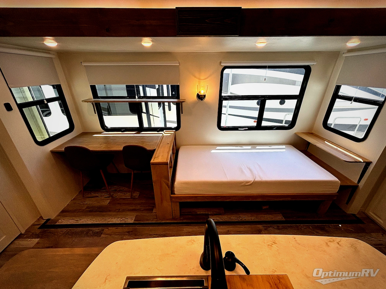 2018 Jayco North Point 379DBFS Photo 8