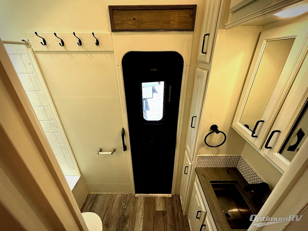 2018 Jayco North Point 379DBFS Photo 16