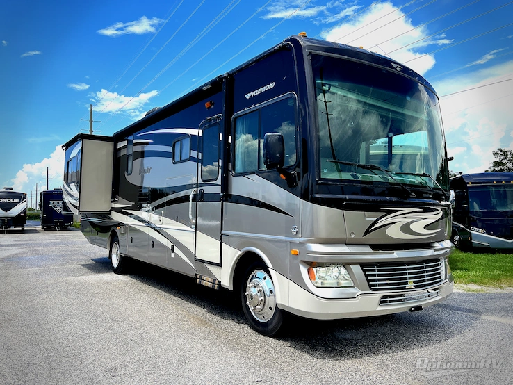 2012 Fleetwood Bounder 35K RV Photo 1