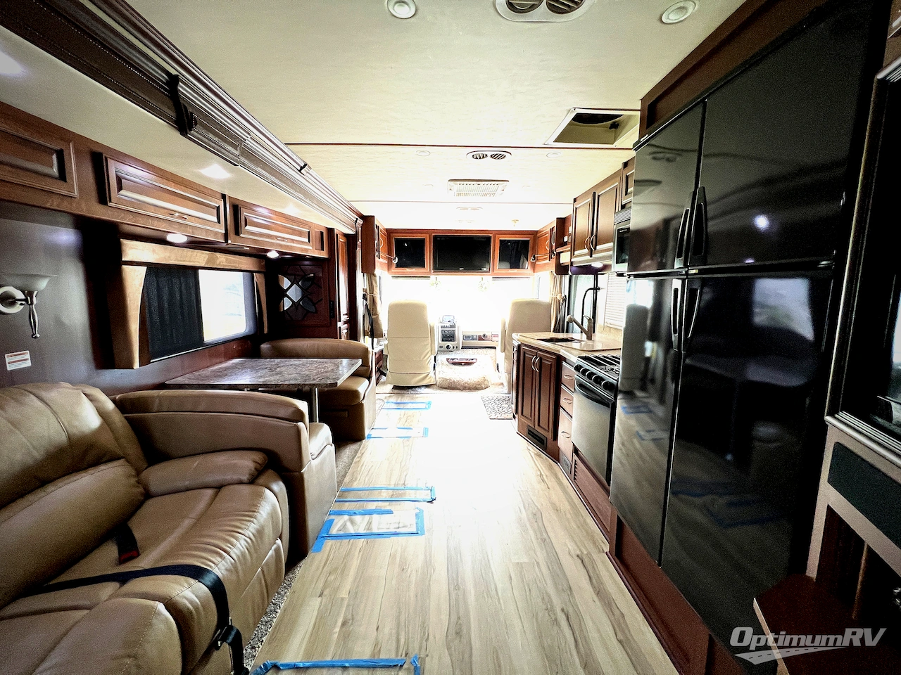 2012 Fleetwood Bounder 35K Photo 5