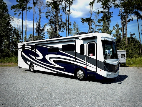 Used 2024 Fleetwood Discovery 38W Featured Photo