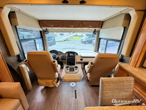 2016 Thor Challenger 36TL RV Photo 2