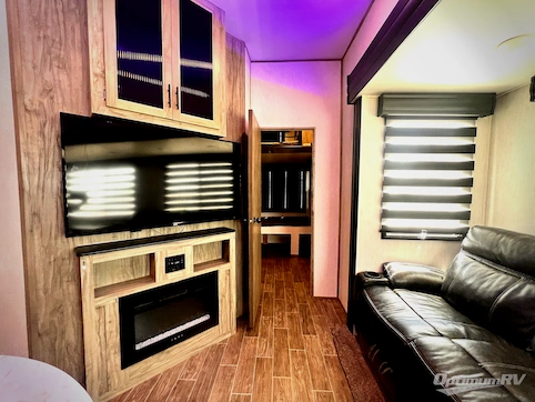 2022 Forest River Cherokee Arctic Wolf Suite 3770 RV Photo 3