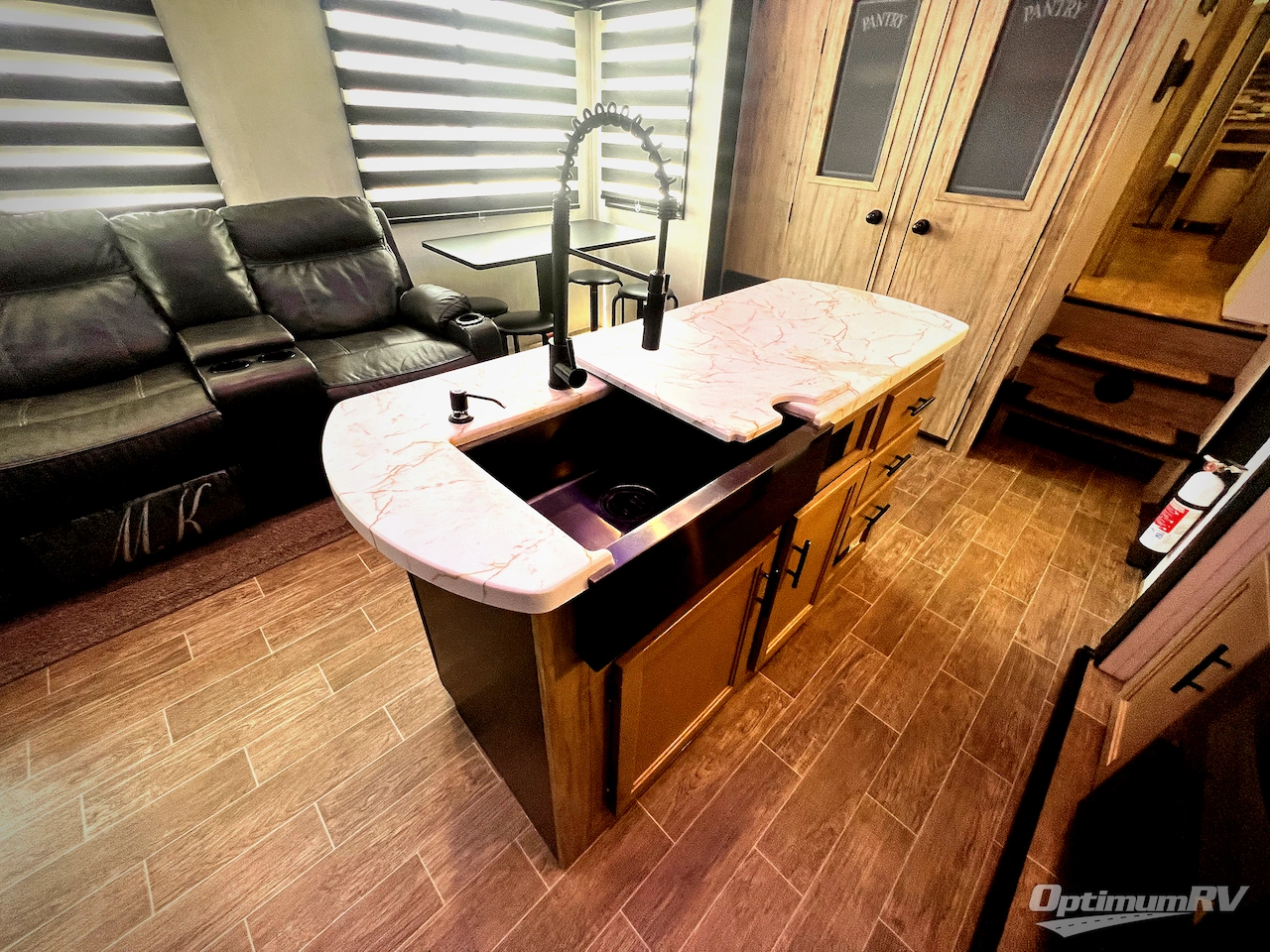 2022 Forest River Cherokee Arctic Wolf Suite 3770 Photo 11