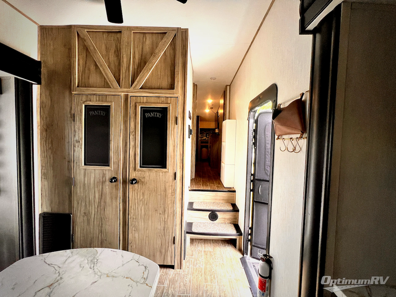 2022 Forest River Cherokee Arctic Wolf Suite 3770 Photo 19