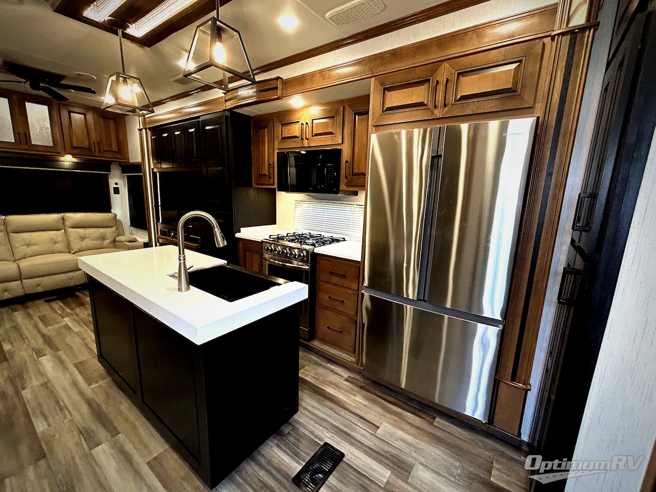 2023 Heartland Landmark Newport Photo 17