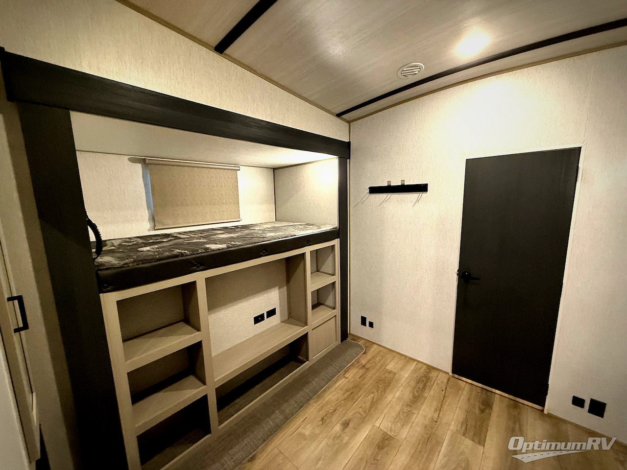 2023 Forest River Salem Hemisphere 356QB Photo 13