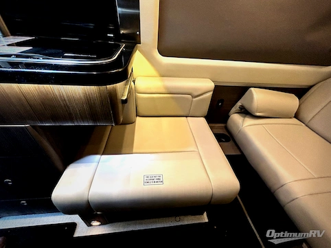 2022 Airstream Interstate Nineteen Std. Model RV Photo 4