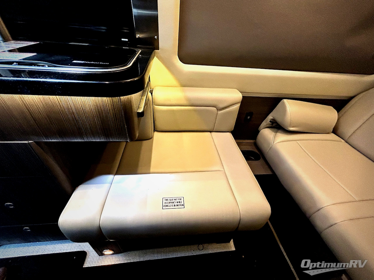 2022 Airstream Interstate Nineteen Std. Model Photo 16