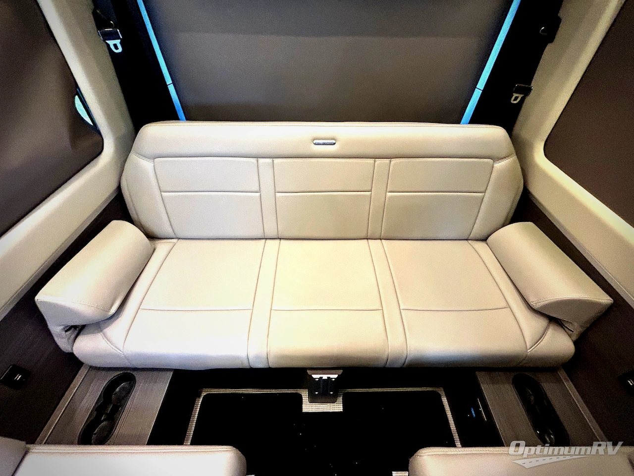 2022 Airstream Interstate Nineteen Std. Model Photo 18