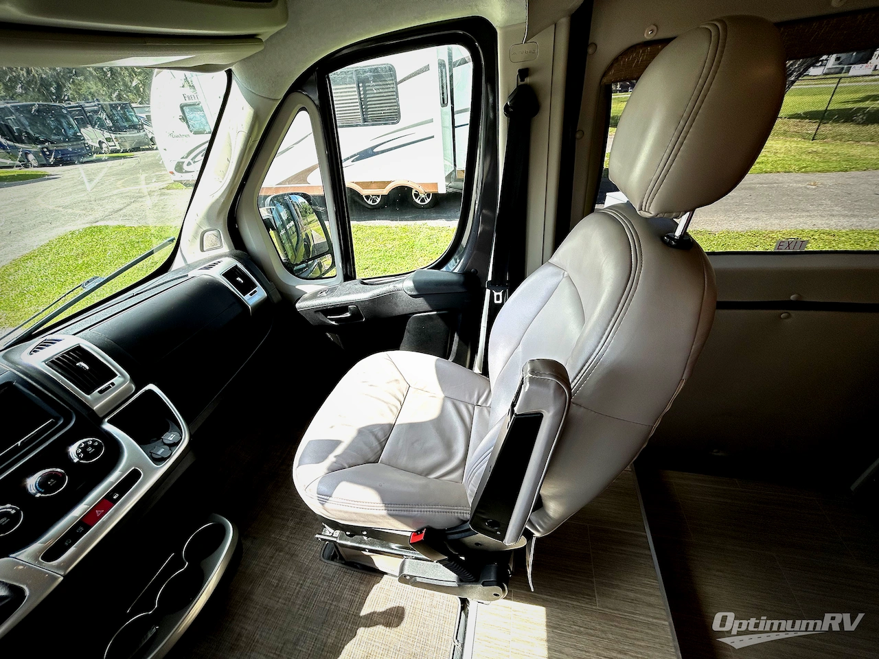 2022 Thor Scope 18M Photo 9