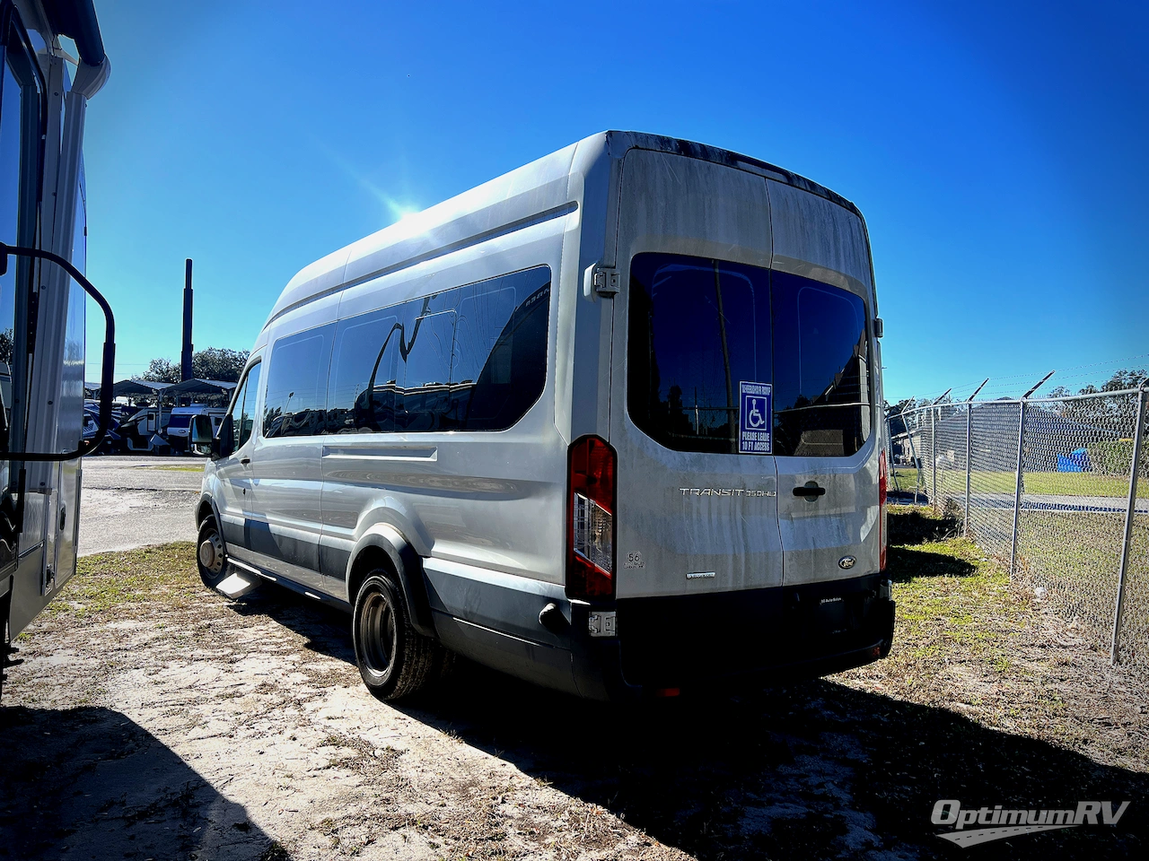 2016 Ford Ford 350 Photo 2