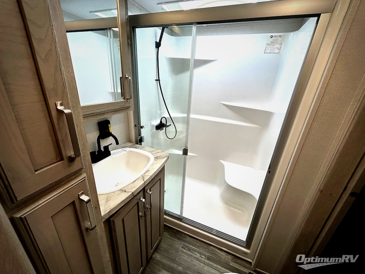 2022 Keystone Avalanche 312RS Photo 12