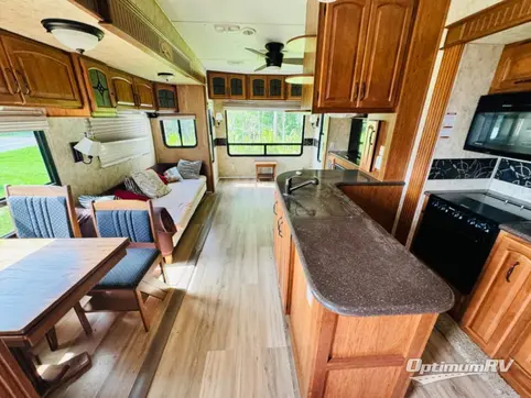 2011 Keystone Montana 3455 SA RV Photo 2