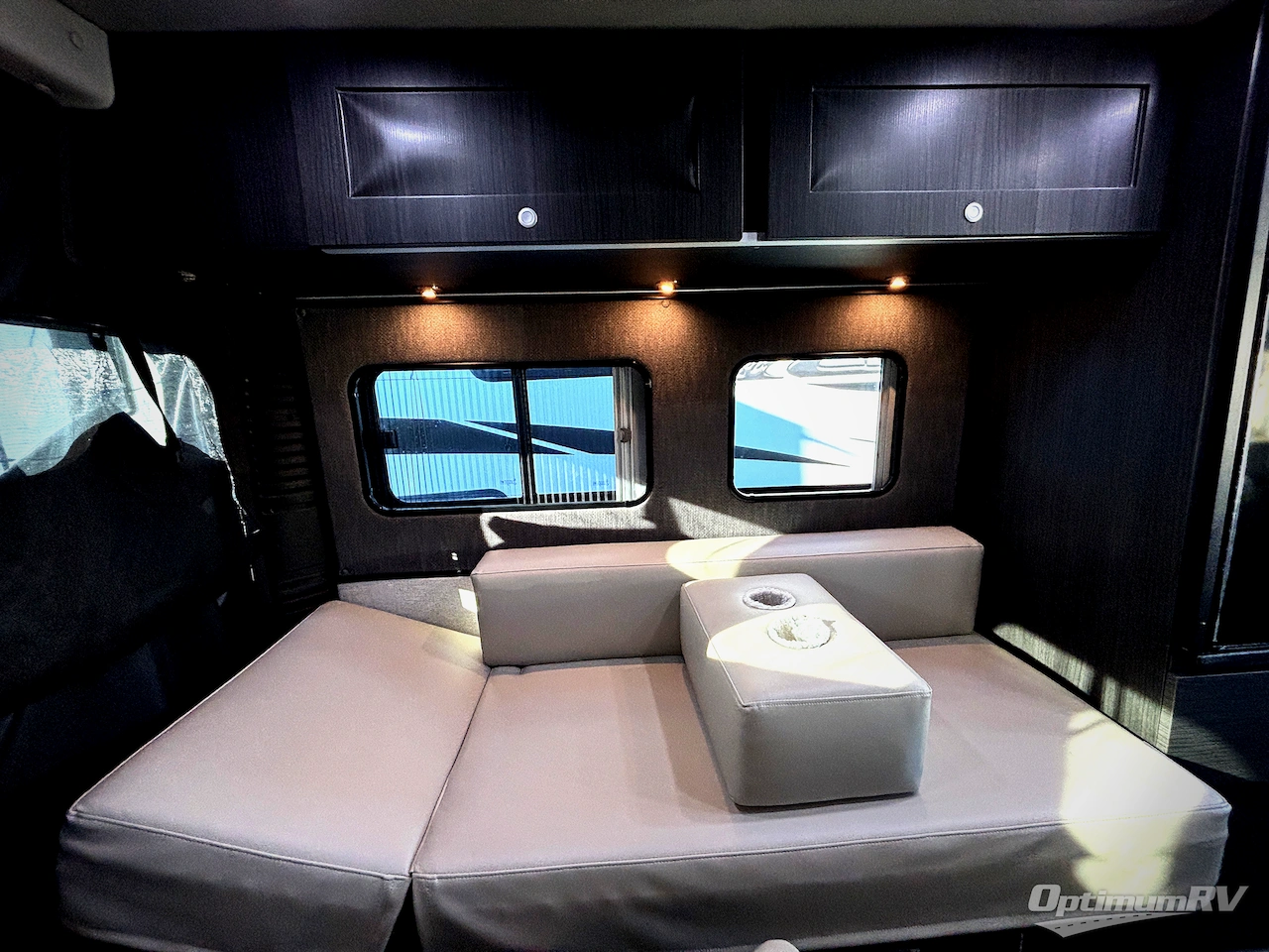 2022 Roadtrek Roadtrek CHASE Photo 11