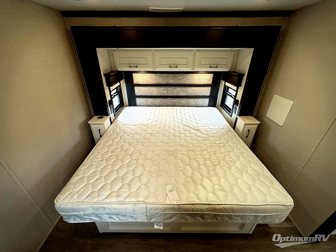 2023 DRV Luxury Suites Mobile Suites MS Houston Photo 11