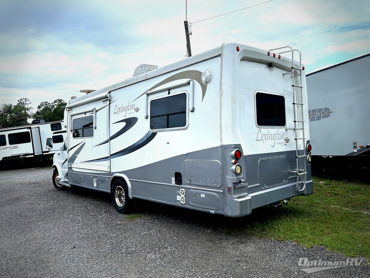 2005 Forest River Lexington GTS 270 Photo 2