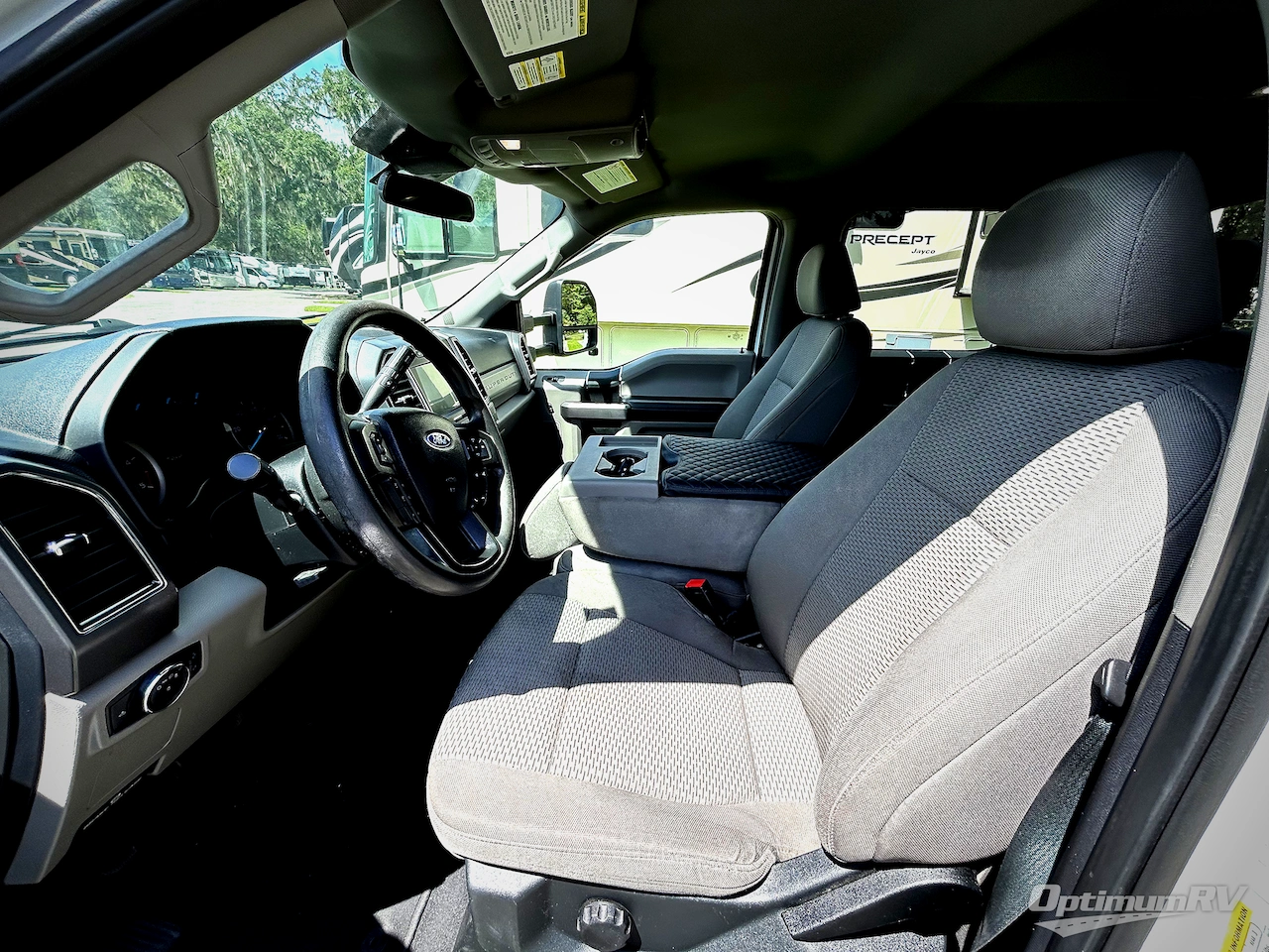 2021 Ford F250 XLT Photo 8