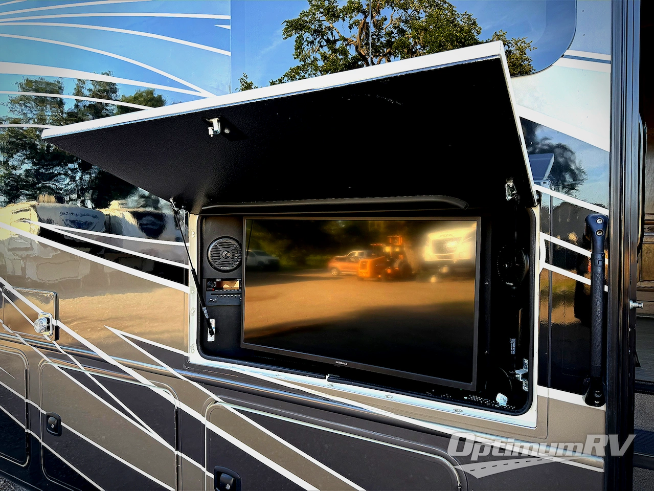 2022 Entegra Vision XL 34B Photo 4