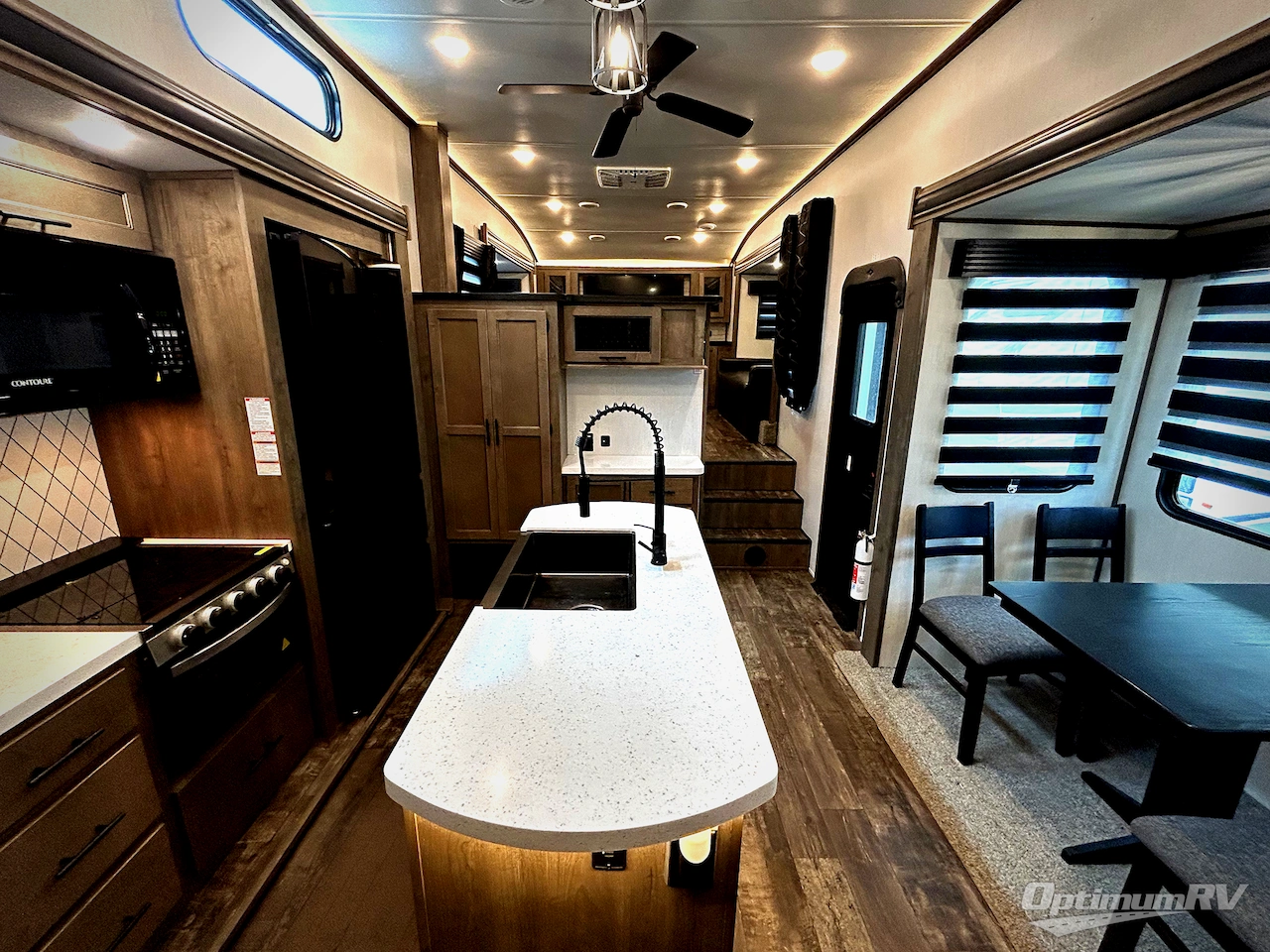 2022 Forest River Sabre 37FLH Photo 5