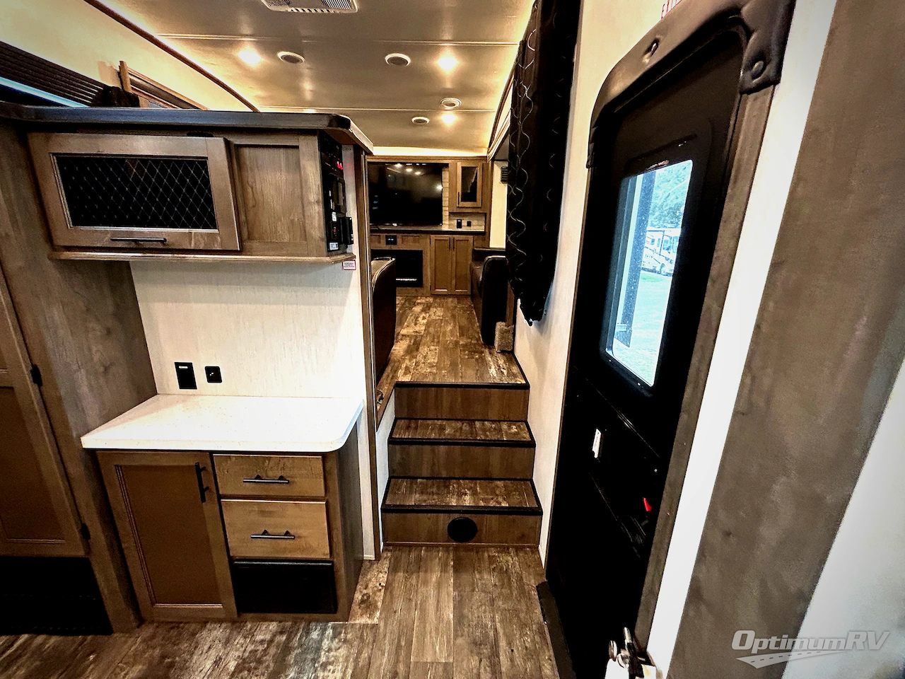 2022 Forest River Sabre 37FLH Photo 7