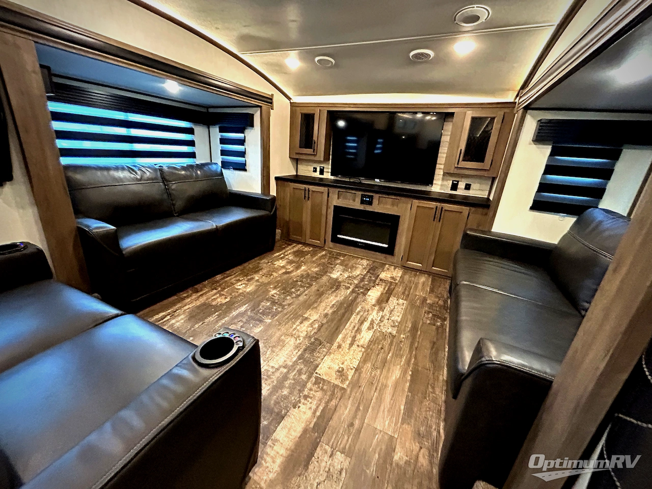 2022 Forest River Sabre 37FLH Photo 8