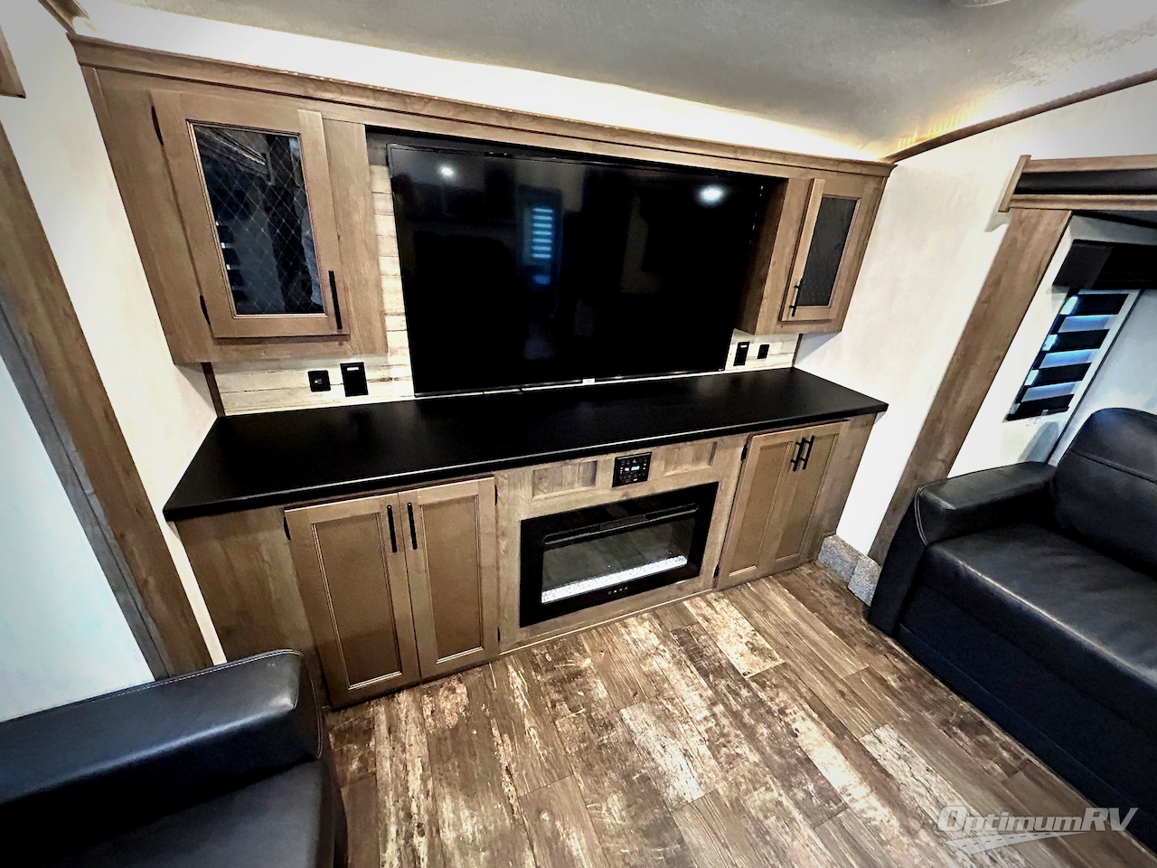 2022 Forest River Sabre 37FLH Photo 10