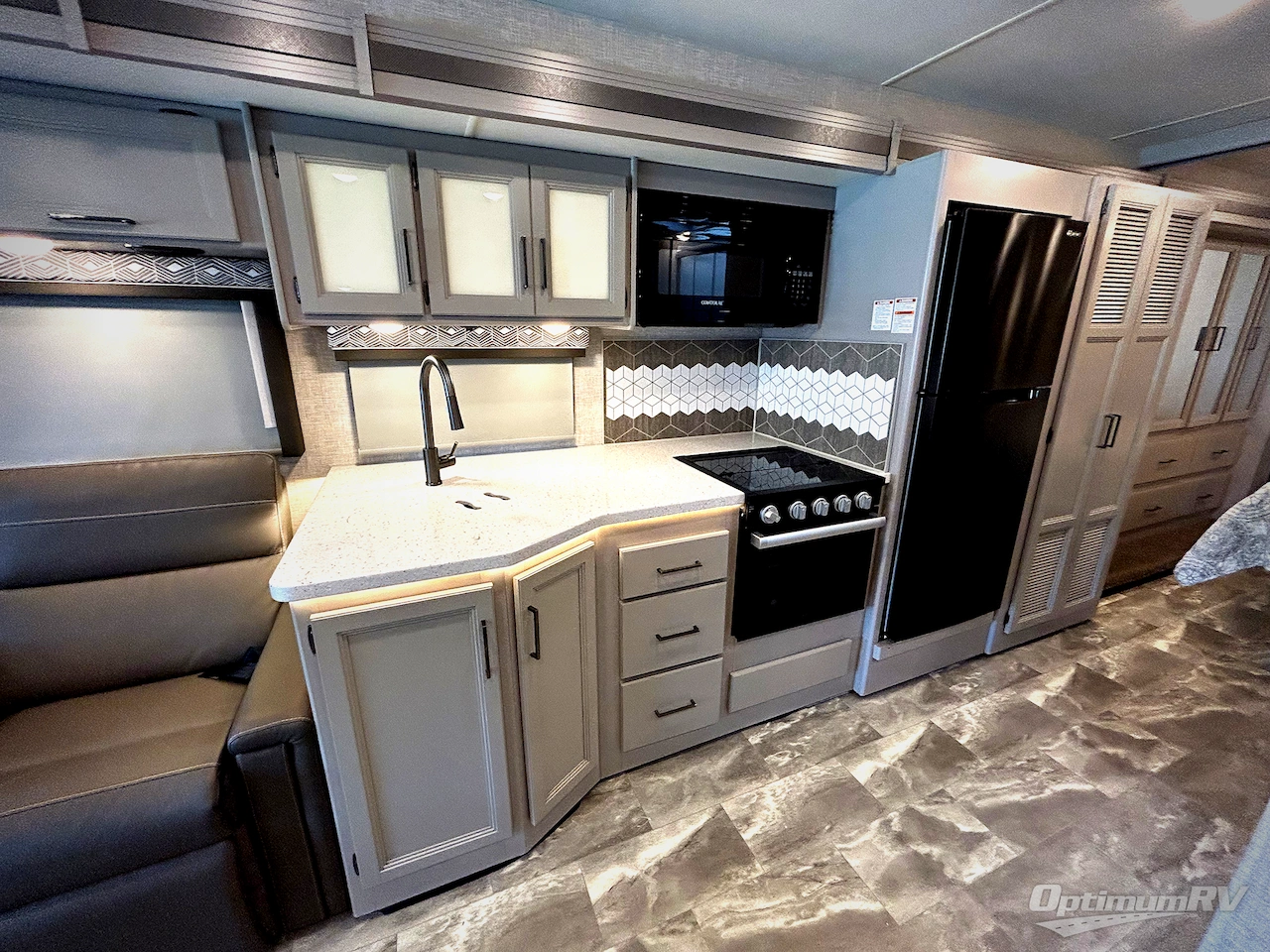 2023 Thor Windsport 34R Photo 4