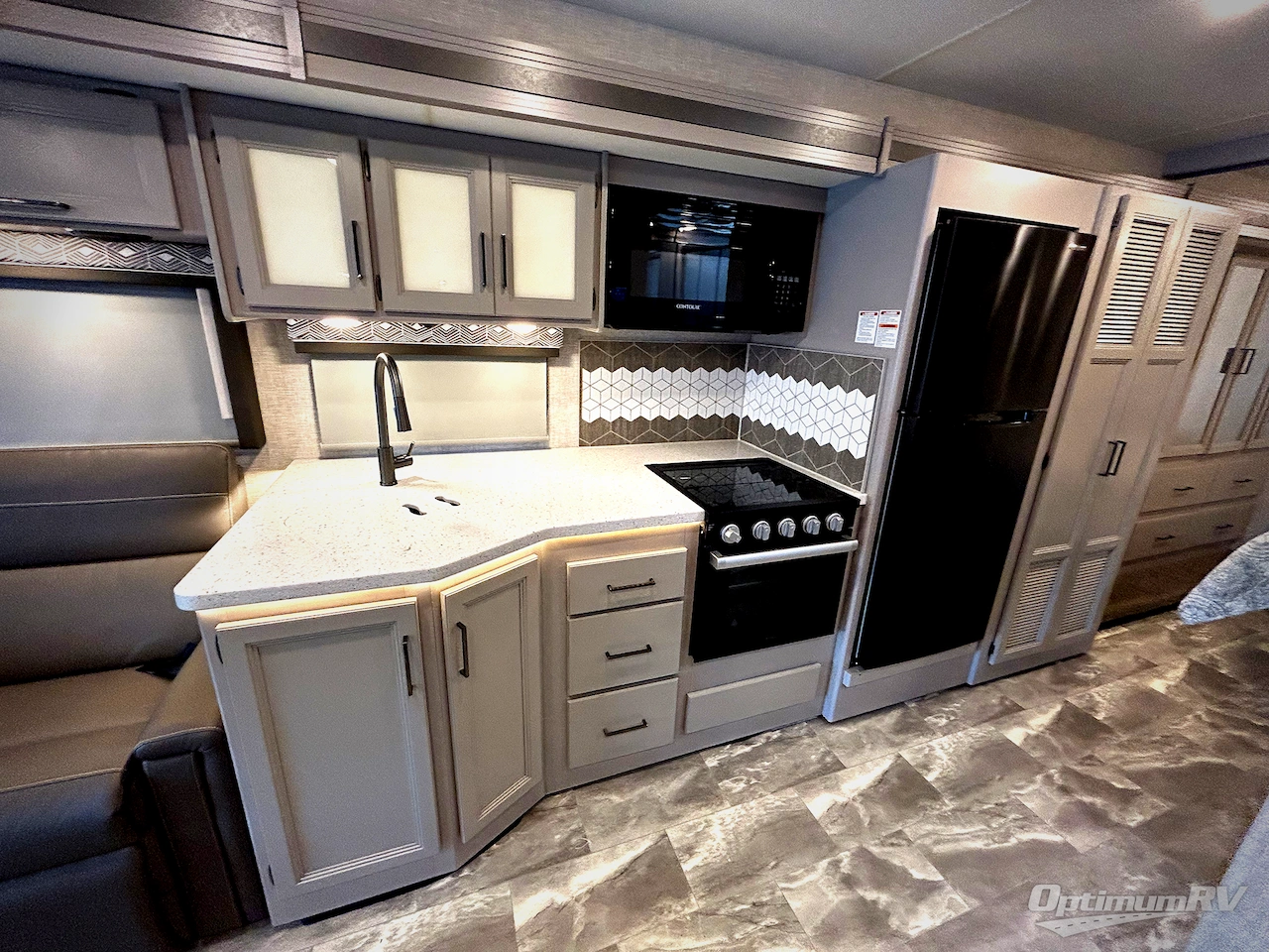 2023 Thor Windsport 34R Photo 12