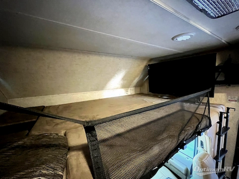 2018 Forest River Forester LE 2851SLE Ford RV Photo 4