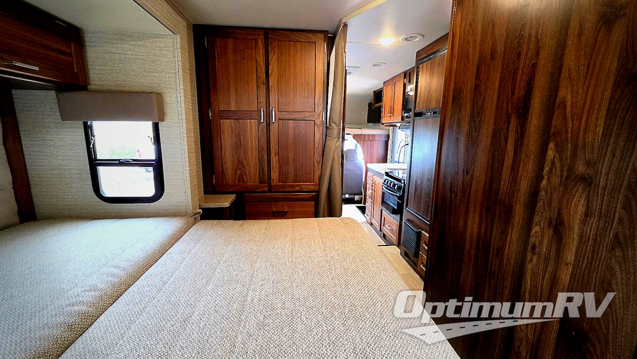 2024 Winnebago Minnie Winnie 22M Photo 8