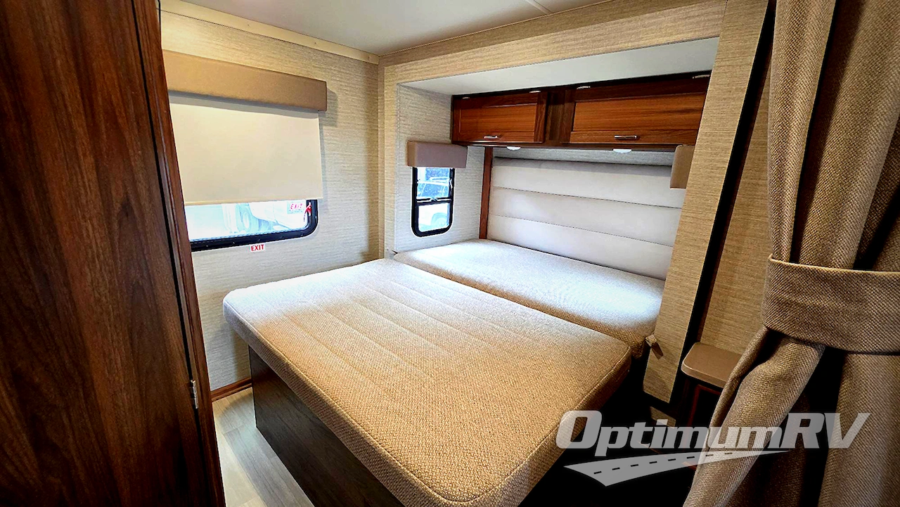 2024 Winnebago Minnie Winnie 22M Photo 9