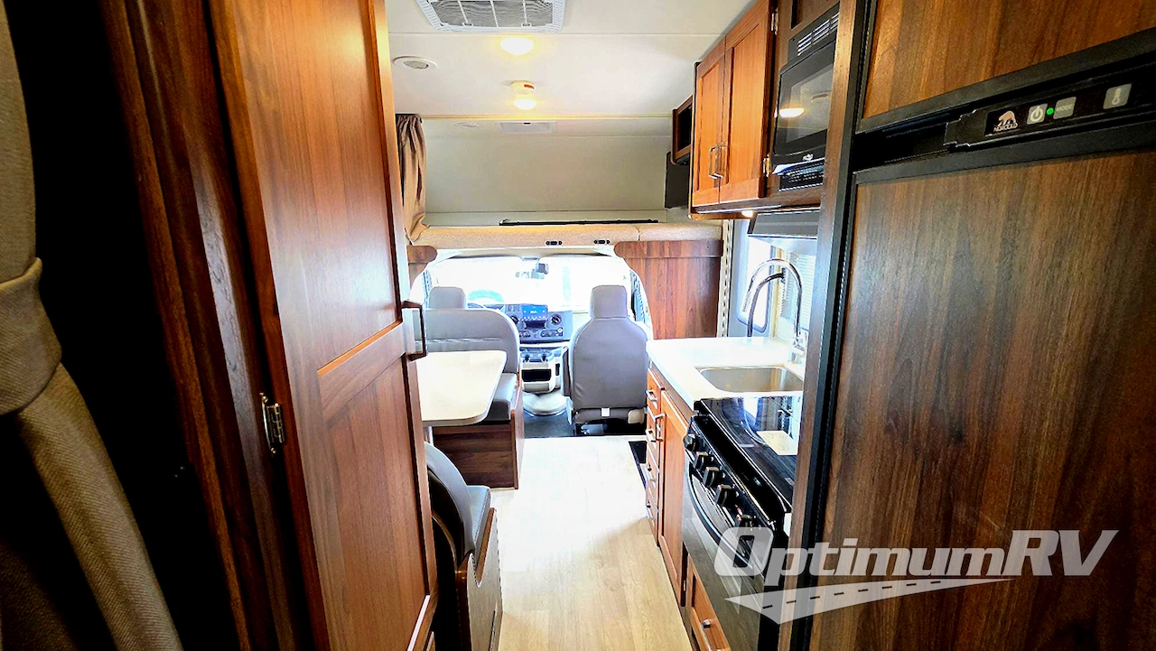 2024 Winnebago Minnie Winnie 22M Photo 10