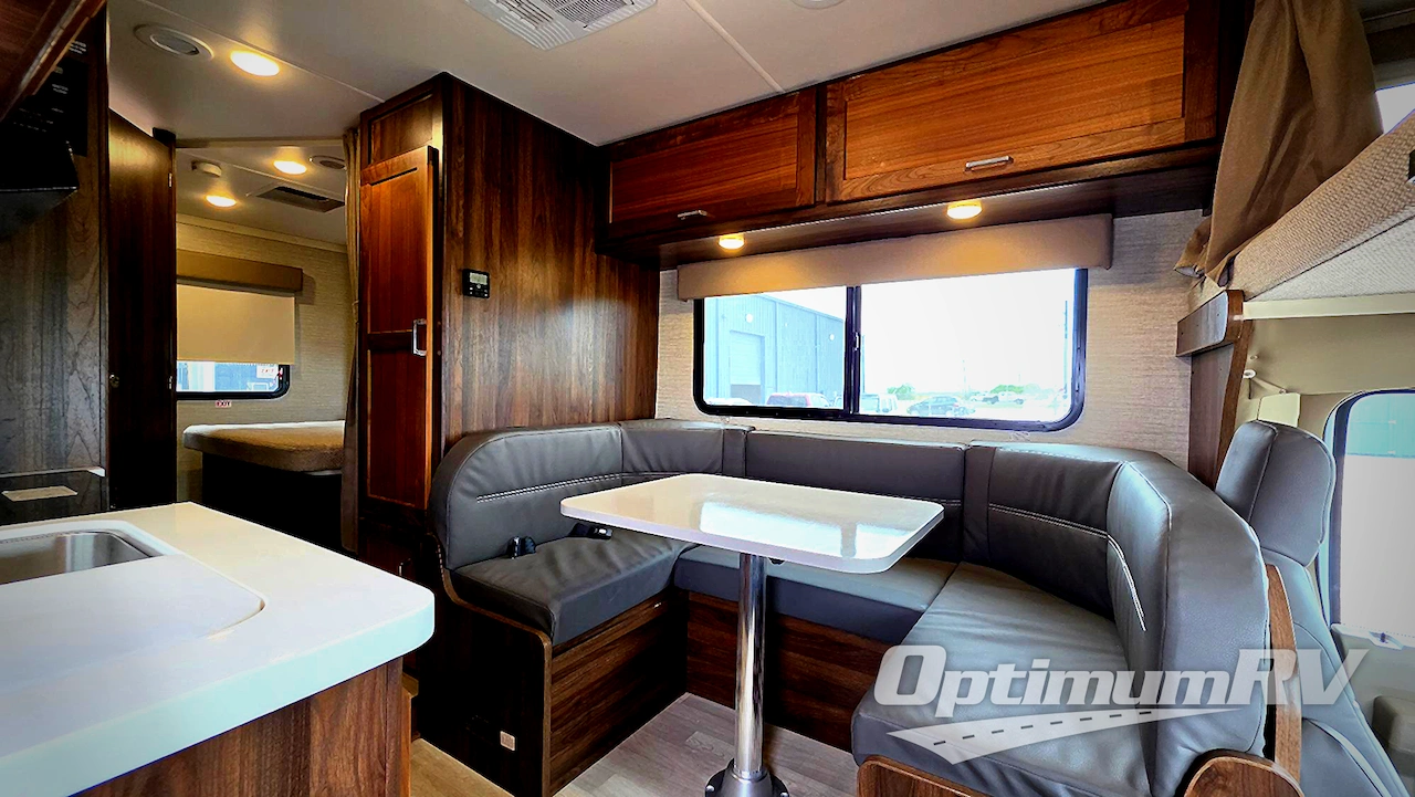 2024 Winnebago Minnie Winnie 22M Photo 6