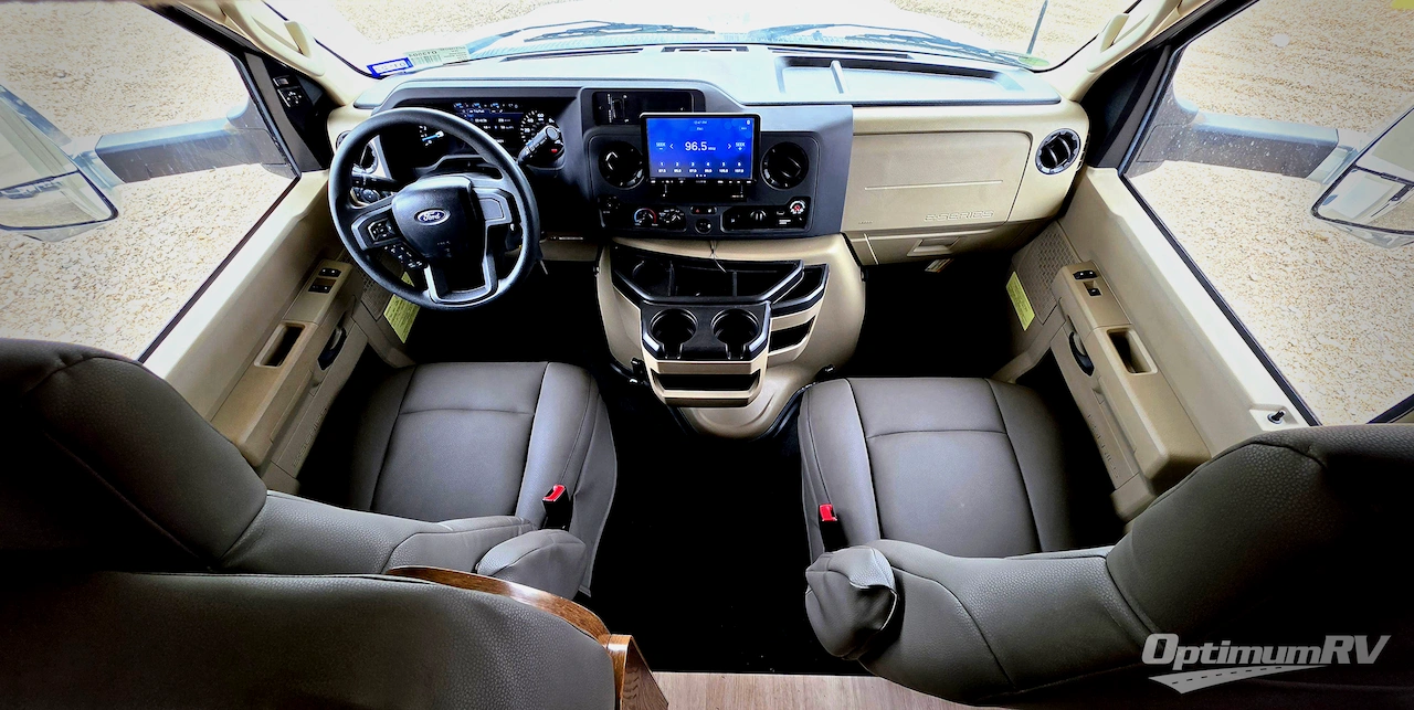 2024 Winnebago Minnie Winnie 22M Photo 4