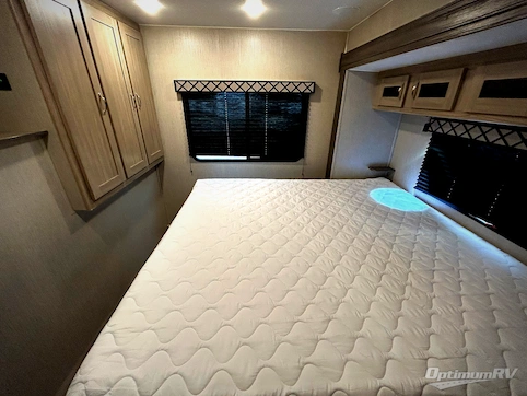 2021 Coachmen Freedom Express Ultra Lite 259FKDS RV Photo 4