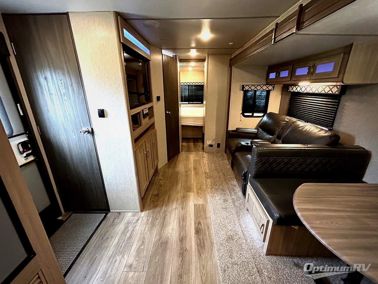2021 Coachmen Freedom Express Ultra Lite 259FKDS Photo 4