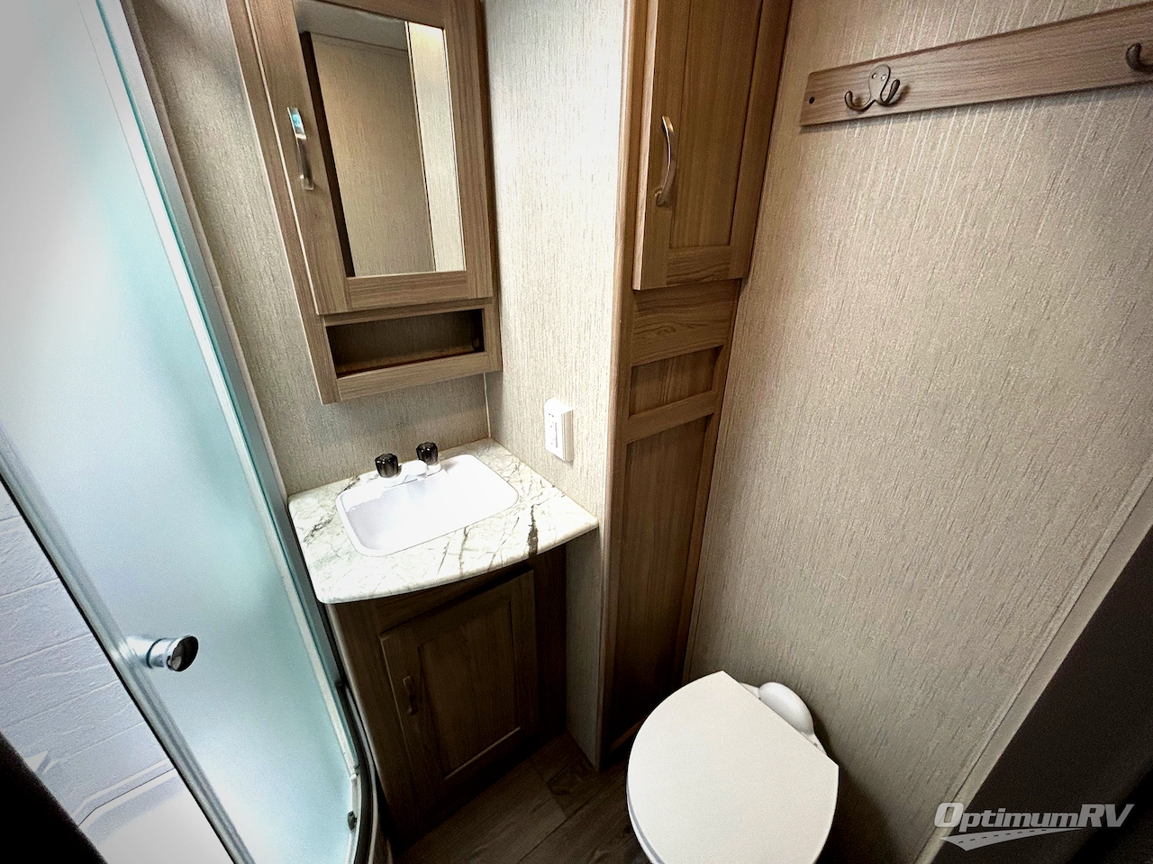 2021 Coachmen Freedom Express Ultra Lite 259FKDS Photo 11