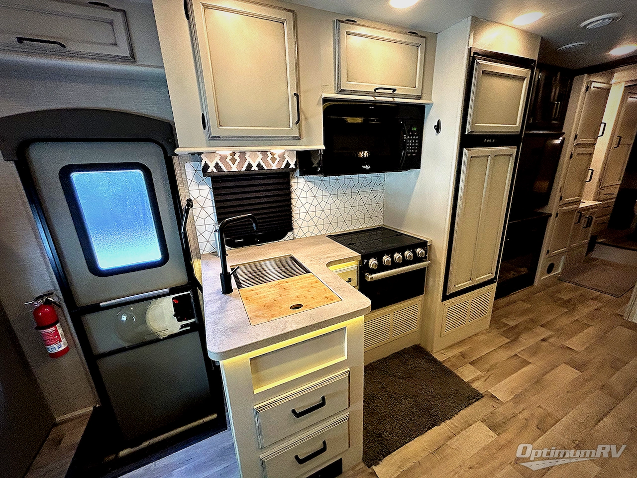 2022 Entegra Odyssey 30Z Photo 9