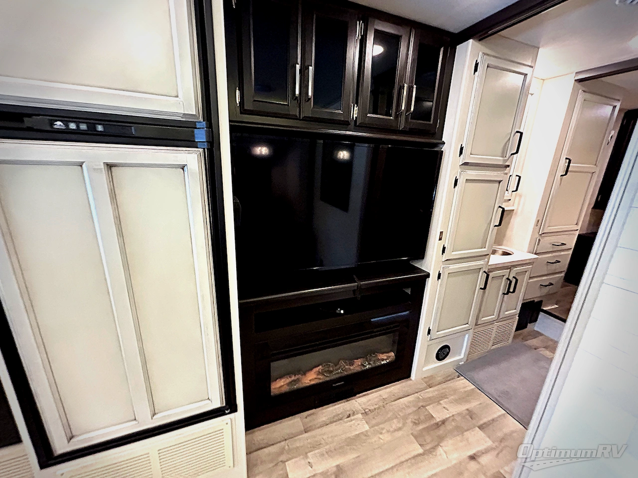 2022 Entegra Odyssey 30Z Photo 12