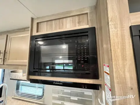 2020 Coachmen Catalina Legacy Edition 293QBCK RV Photo 2