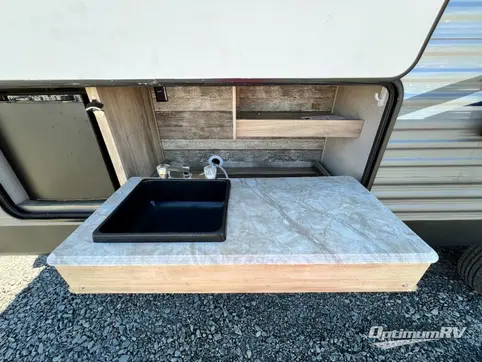 2020 Coachmen Catalina Legacy Edition 293QBCK RV Photo 4