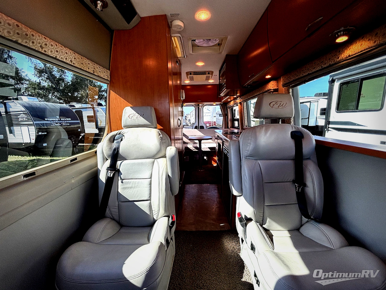 2010 Four Winds Ventura 170S Photo 4