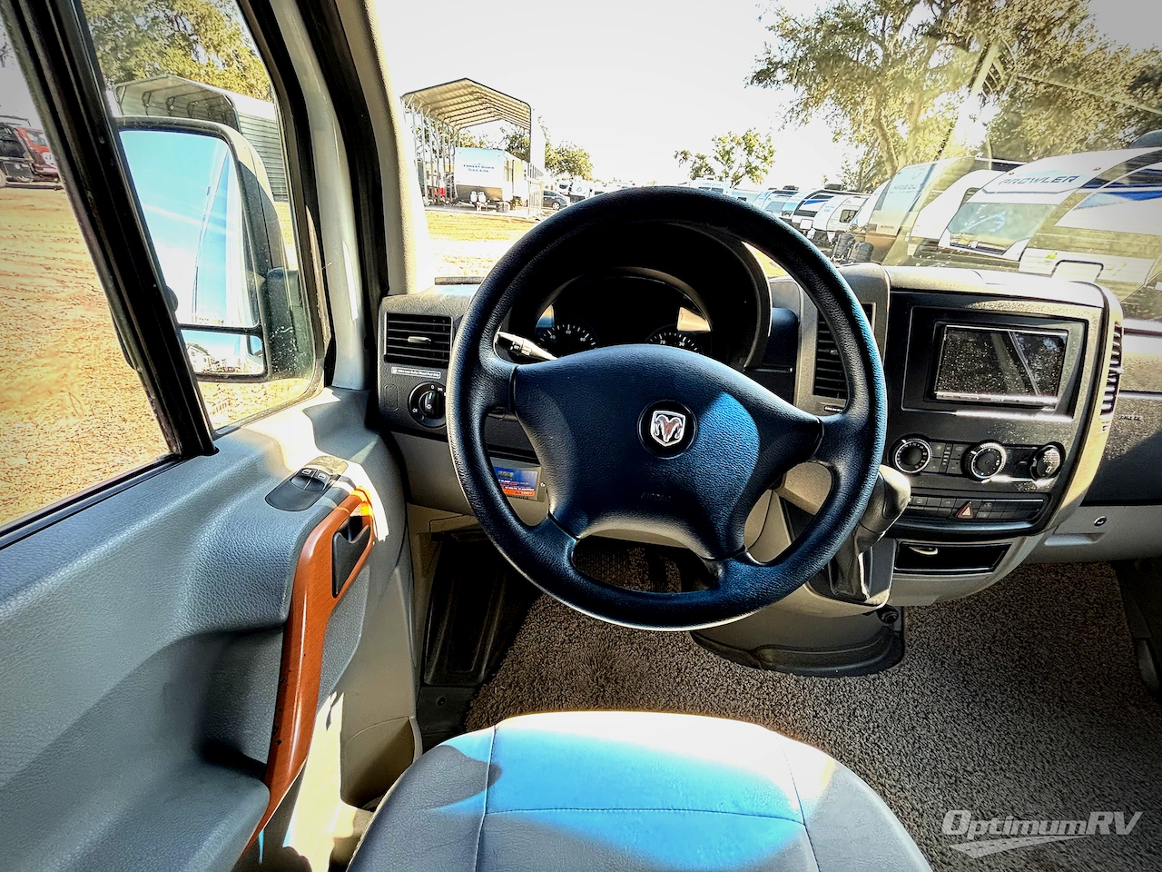 2010 Four Winds Ventura 170S Photo 7